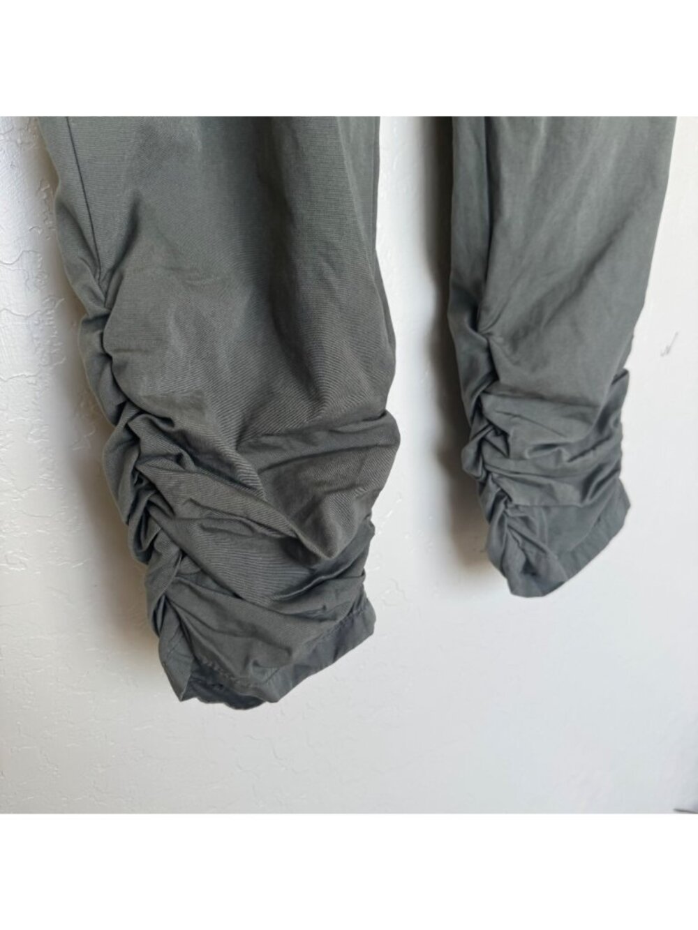 Free People Light Parachute Pants Olive Green Womens Size Small Boho - Picture 4 of 12
